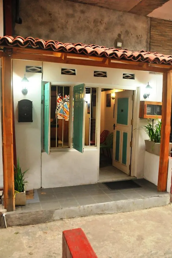 Mid Town Hostel Kandy 0*,